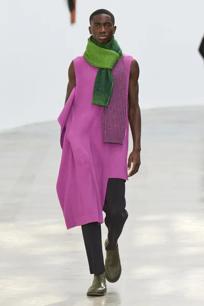 Look 6